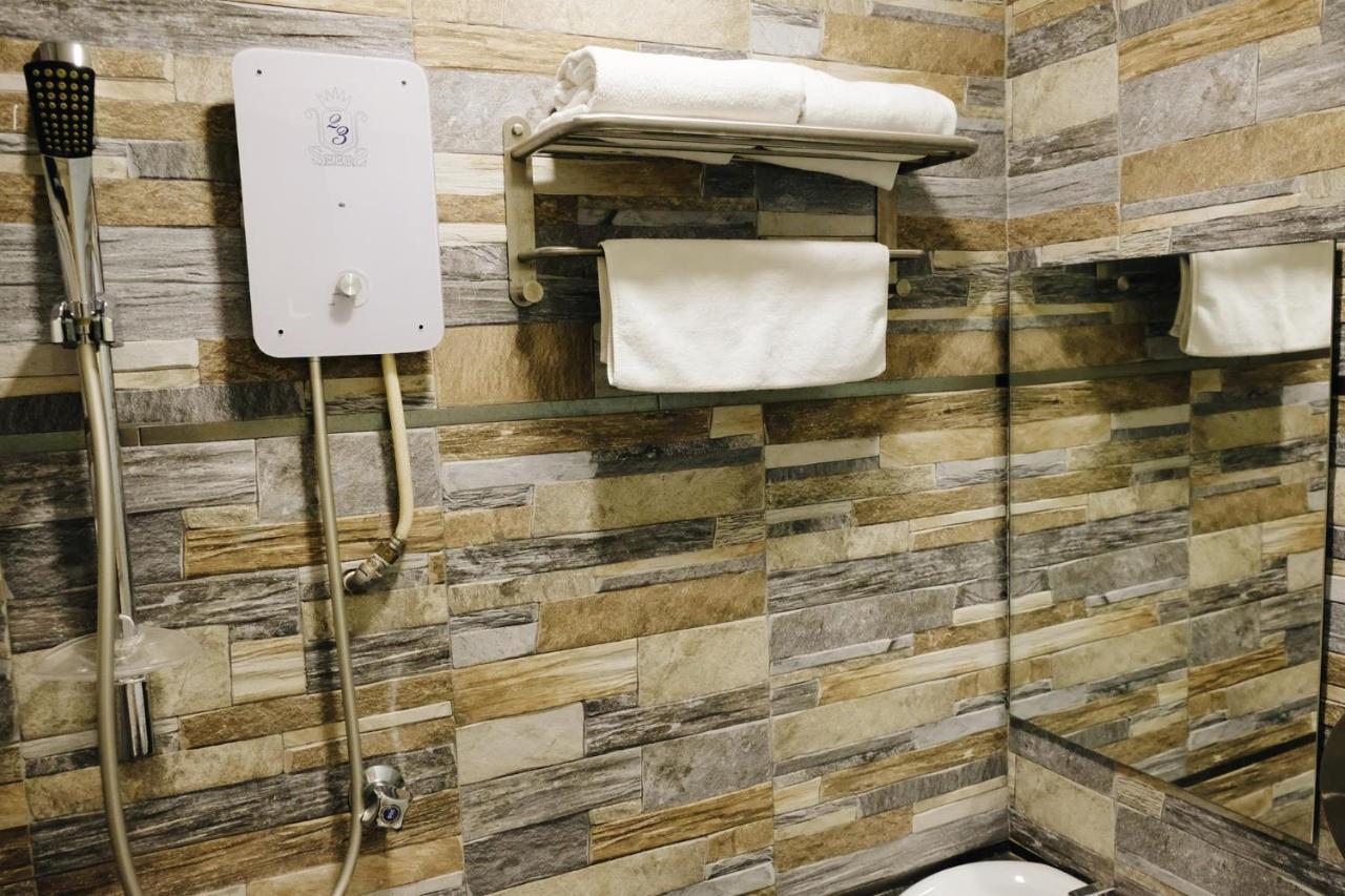 Era Plus Hotel Seri Kembangan Ngoại thất bức ảnh