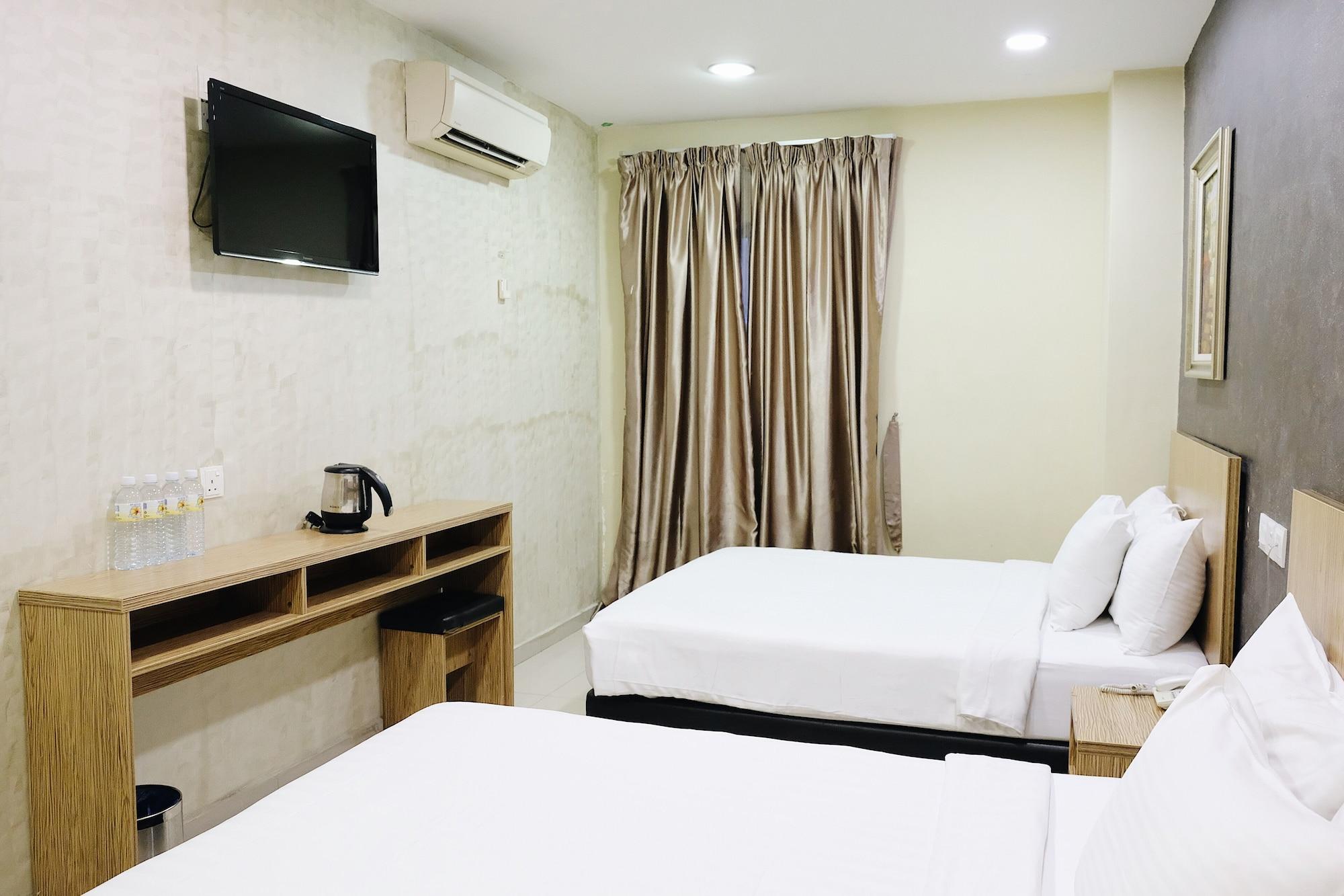 Era Plus Hotel Seri Kembangan Ngoại thất bức ảnh