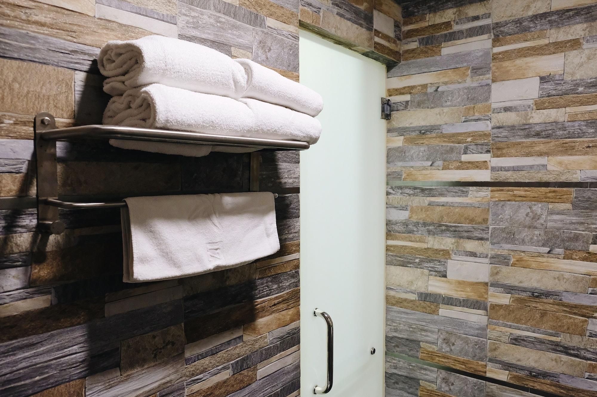 Era Plus Hotel Seri Kembangan Ngoại thất bức ảnh