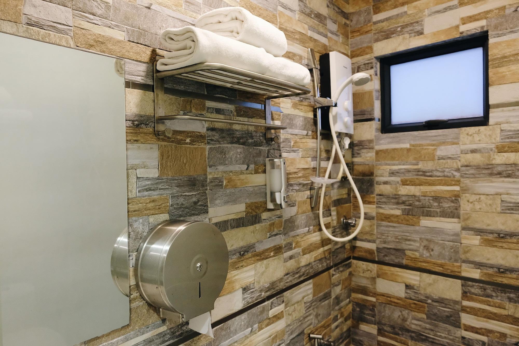 Era Plus Hotel Seri Kembangan Ngoại thất bức ảnh
