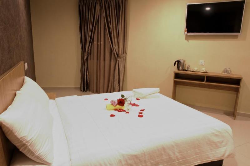 Era Plus Hotel Seri Kembangan Ngoại thất bức ảnh